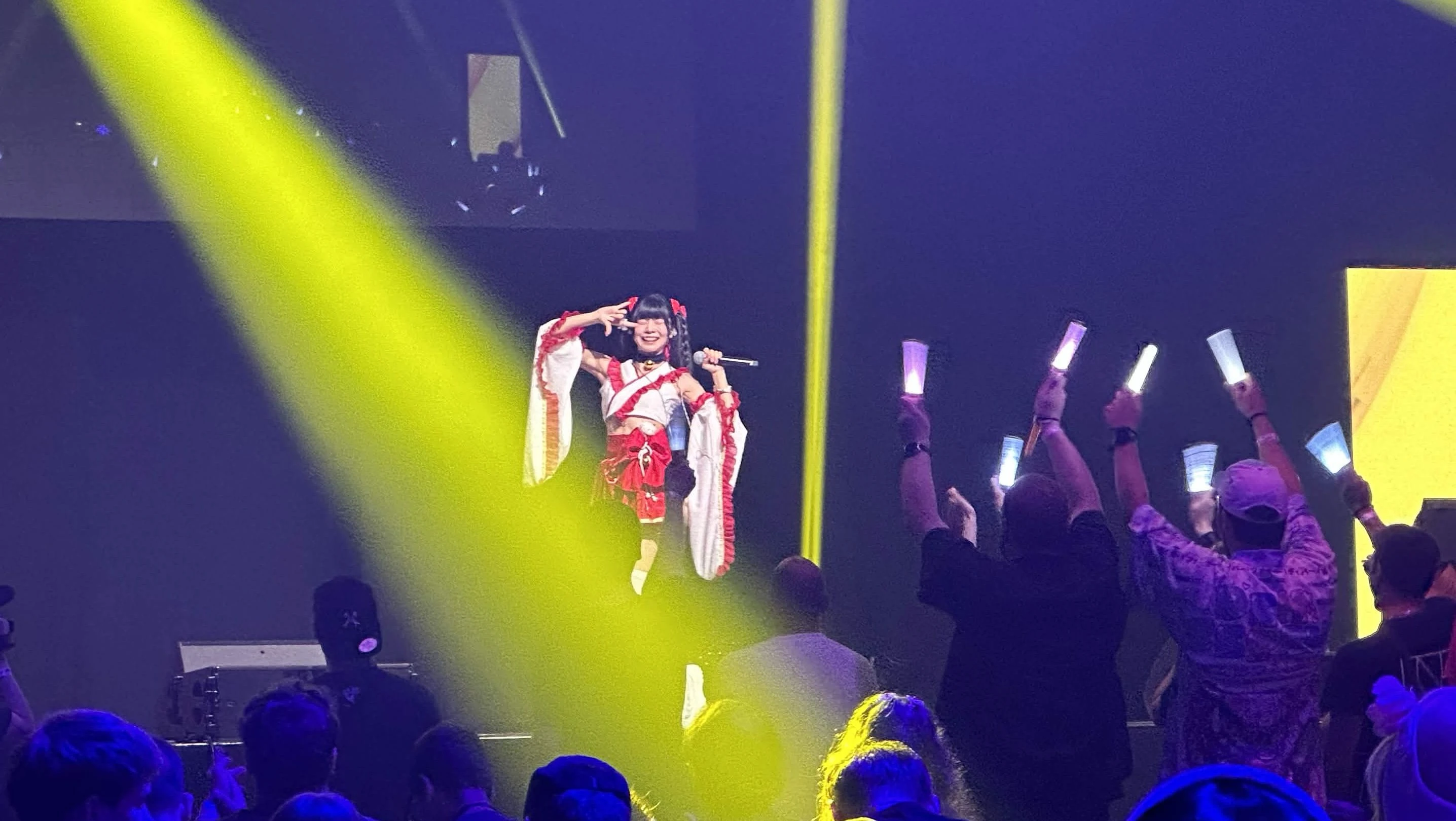 Aizawa Hitomi auf der Anime Messe Babelsberg 2026 – Selbst produziertes Solo-Idol begeistert Potsdam